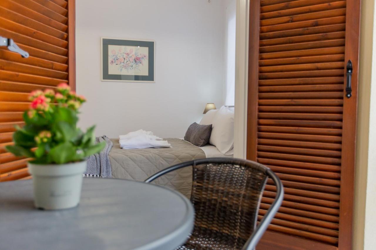 Costos Condos New 10B 2 Bedrooms Condo نافبكْتوس المظهر الخارجي الصورة