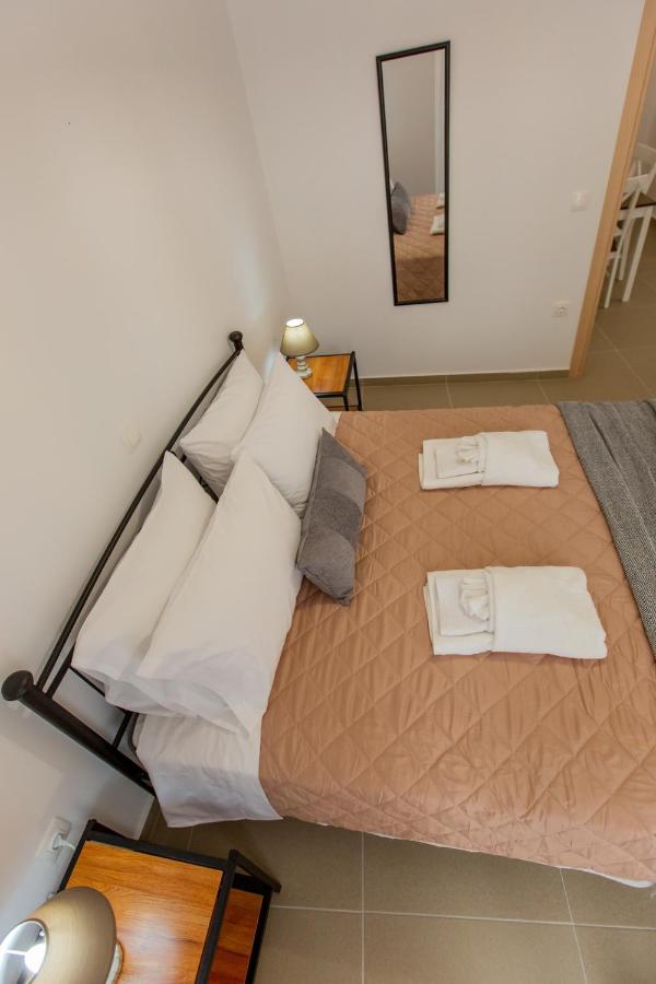 Costos Condos New 10B 2 Bedrooms Condo نافبكْتوس المظهر الخارجي الصورة