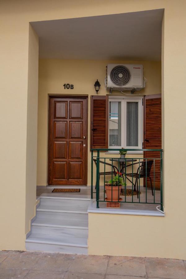 Costos Condos New 10B 2 Bedrooms Condo نافبكْتوس المظهر الخارجي الصورة